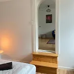 Apartament Spacious Near & Alokke Forest