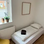Apartament Spacious Near & Alokke Forest Odense