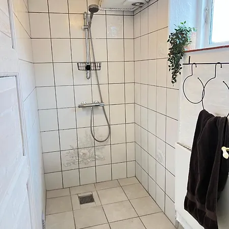 Apartment Spacious Near & Alokke Forest *