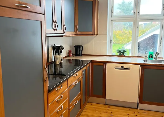 Spacious Near & Alokke Forest Appartement